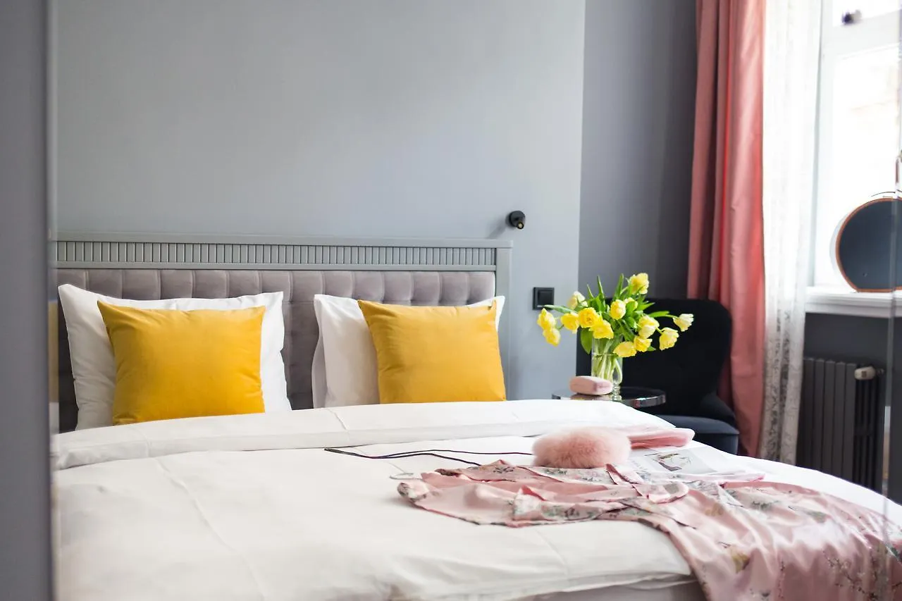 Vintage Boutique Hotel Lviv 4*,